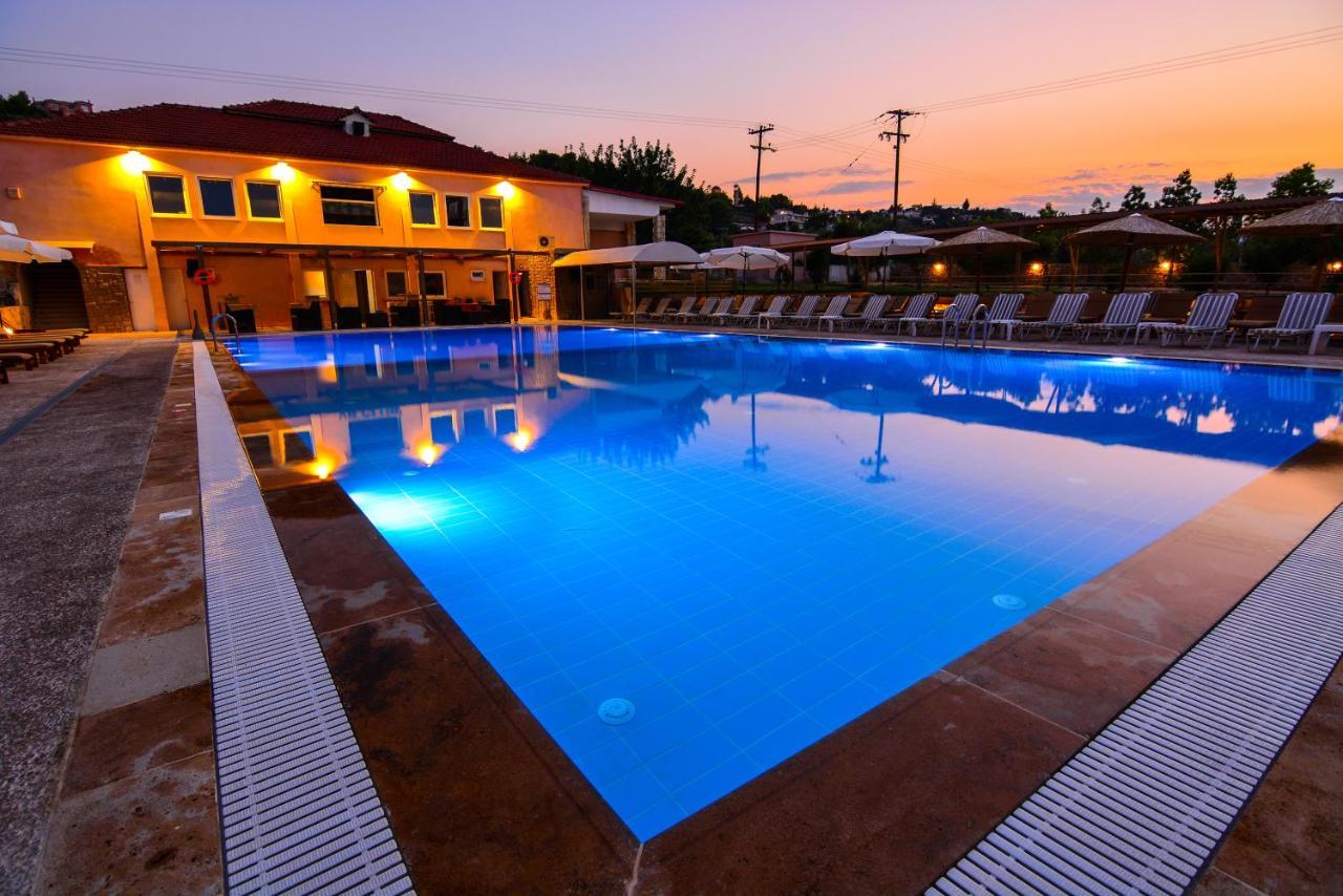 Aqua Mare Resort Melíssion Esterno foto