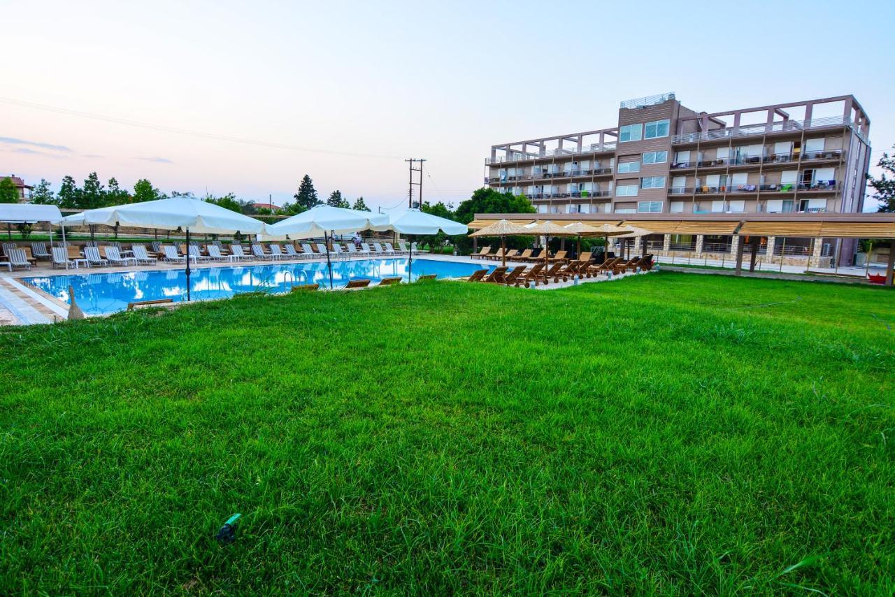 Aqua Mare Resort Melíssion Esterno foto